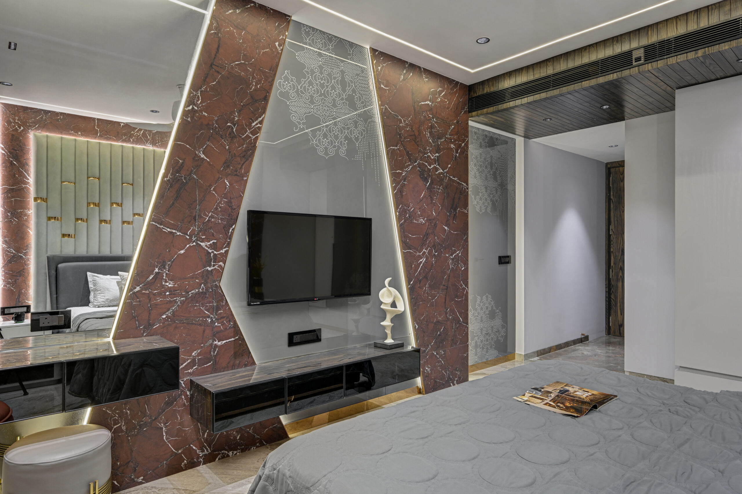 Deep Hues Home
