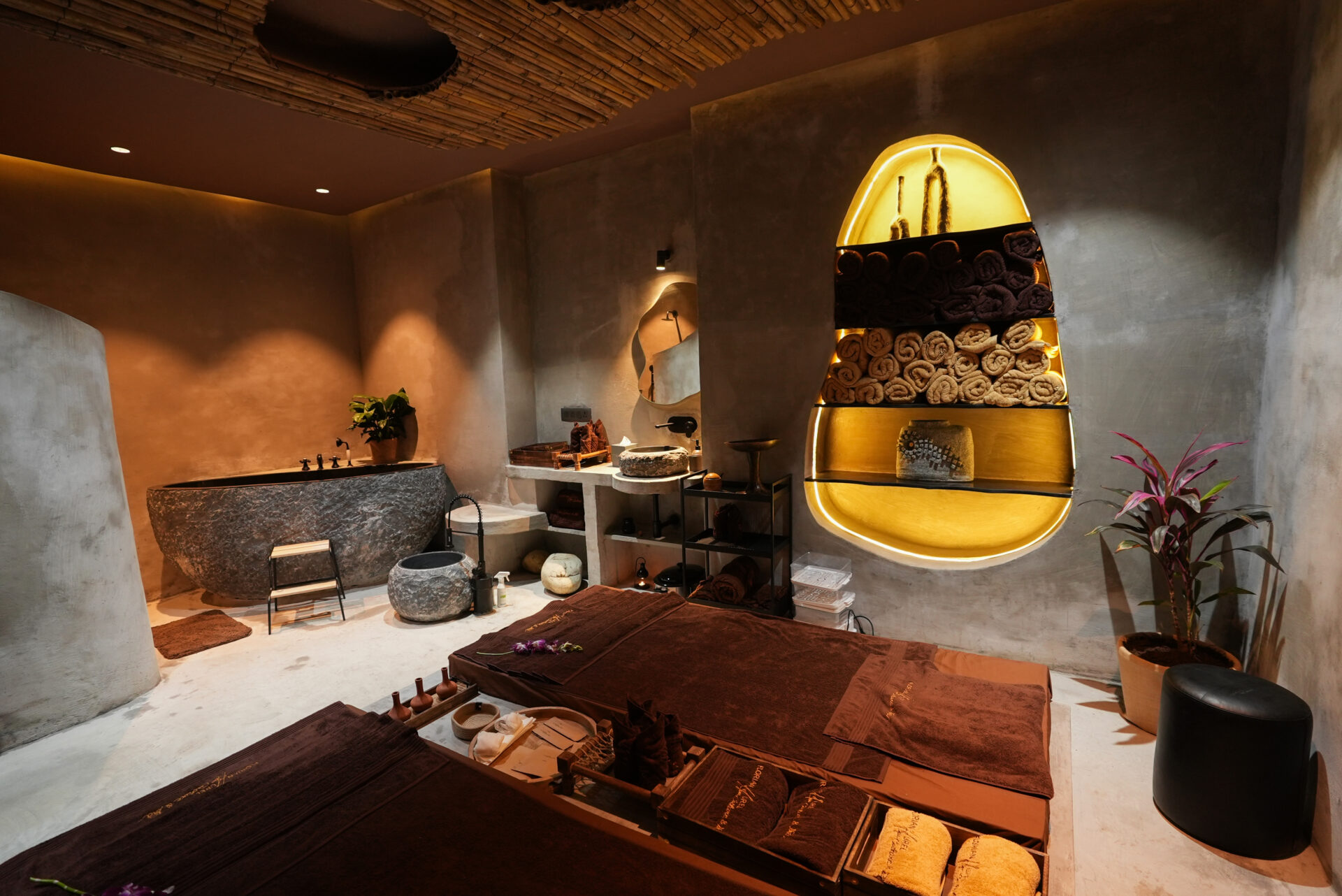 Spaceedge Architecture Designer Construction Interior Design Ahmedabad Gujarat India spa and salon 11